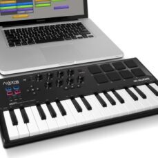 M-Audio Axiom Air Mini 32 | Clavier-maître USB MIDI 32 touches ultra portable
